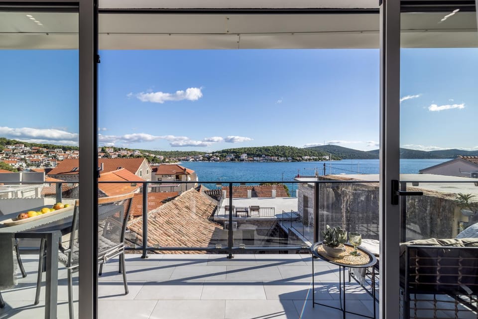 Balcony/Terrace, City view, Sea view