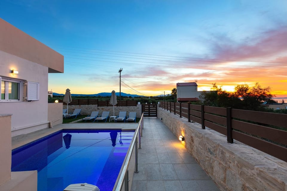 Property building, View (from property/room), Pool view, Swimming pool, Sunset, sunbed