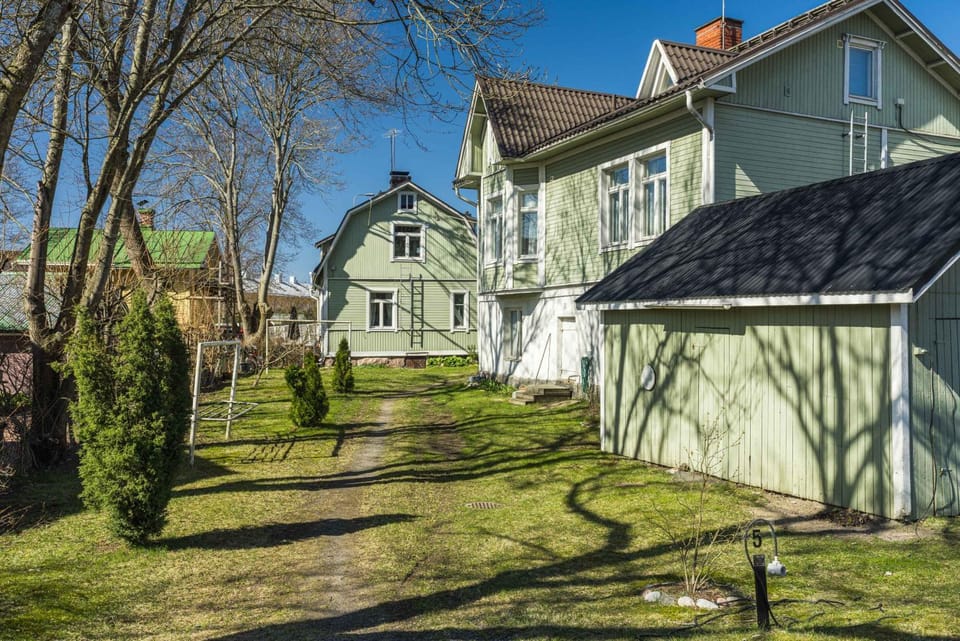 Property building, Garden
