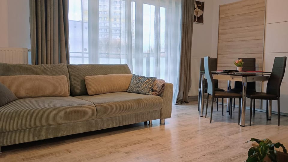 Apartament na Kruczej Apartment in Lower Silesian Voivodeship