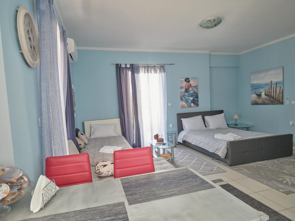 Bed, Photo of the whole room