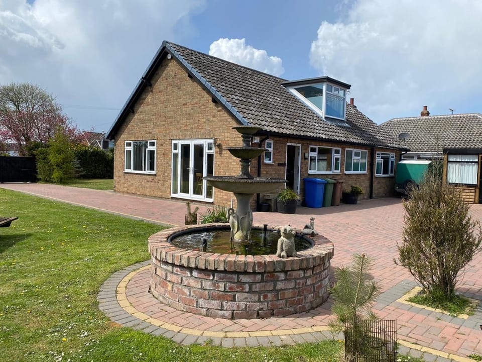 Property building, Garden