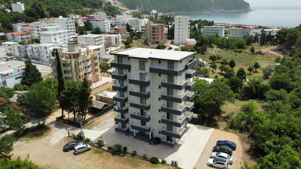 Property building, Natural landscape, View (from property/room), Mountain view, Sea view