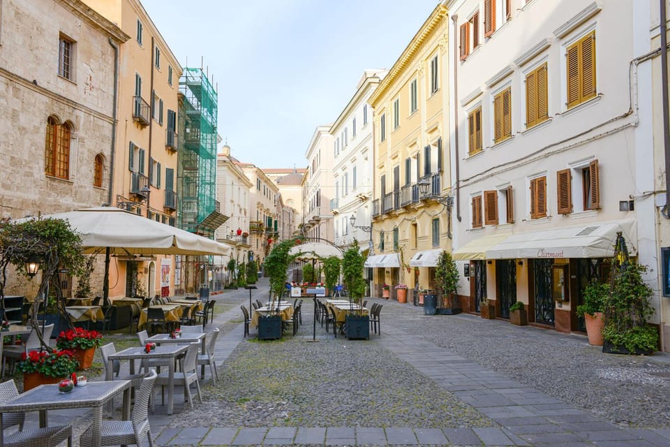 Property building, Neighbourhood, City view, Street view, Location