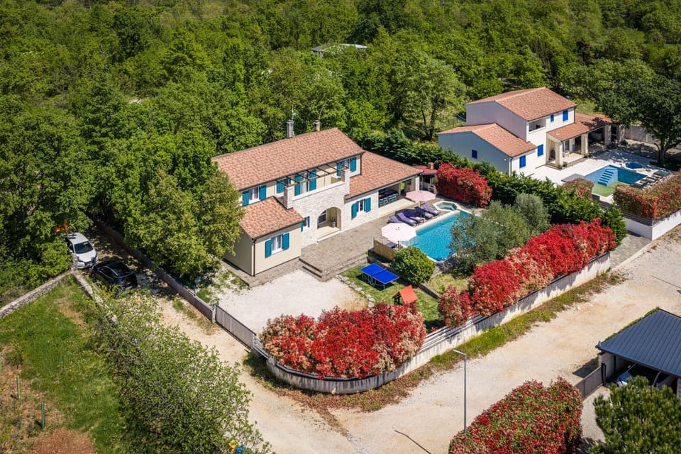 Villa Martha in Central Istria with private pool - wellness & table tennis for 12 persons Villa in Istria County
