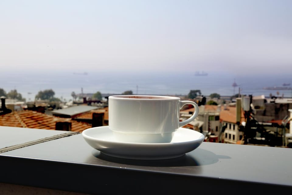 Restaurant/places to eat, Coffee/tea facilities, Balcony/Terrace