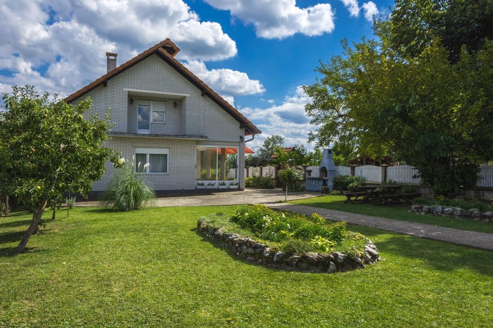 Property building, Garden