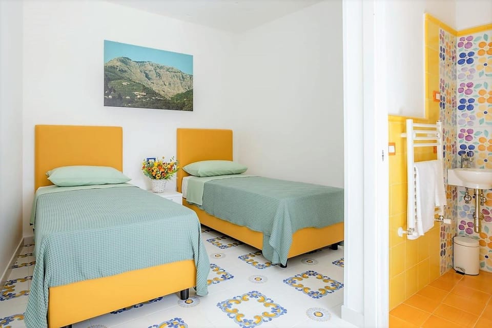 Angolo di Paradiso Sorrento Coast Apartment in Campania
