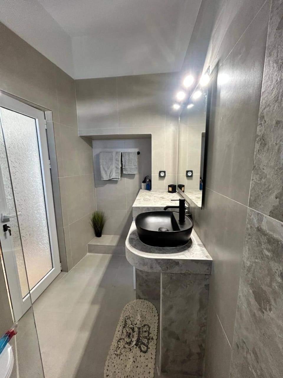 MiniLoft Apartment in Akti Koundourou