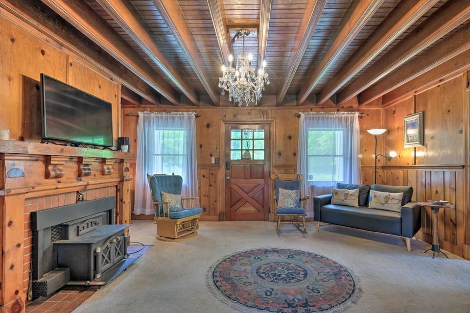2 Mi to Lighthouse: Waterfront Home w/ Dock! House in California