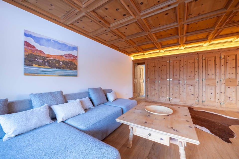 NEW Engadine Alpine Apartment - Pool & Sauna Apartment in Saint Moritz
