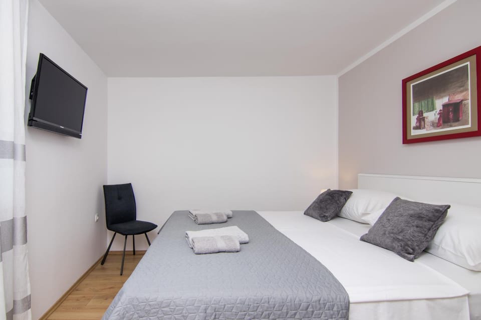 TV and multimedia, Bedroom