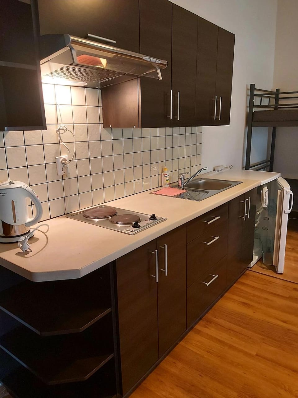 Kitchen or kitchenette, bunk bed