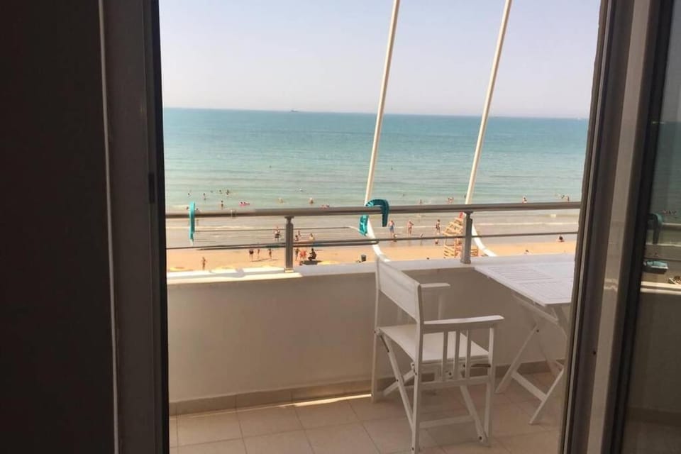 View (from property/room), Balcony/Terrace