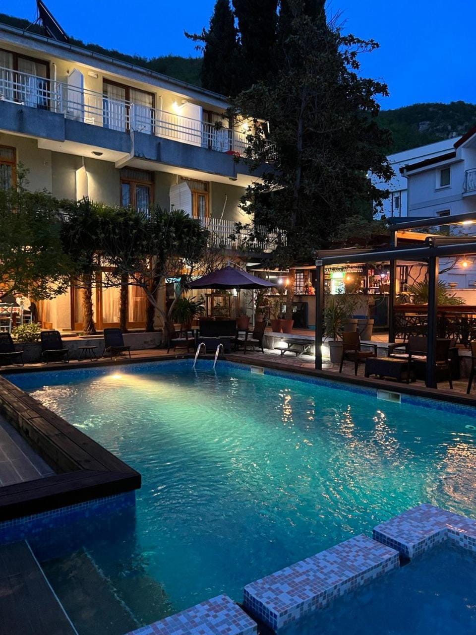 Property building, Swimming pool