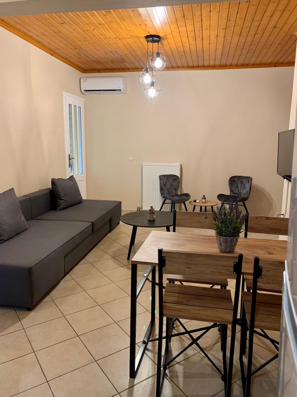 Living room, Seating area, Dining area