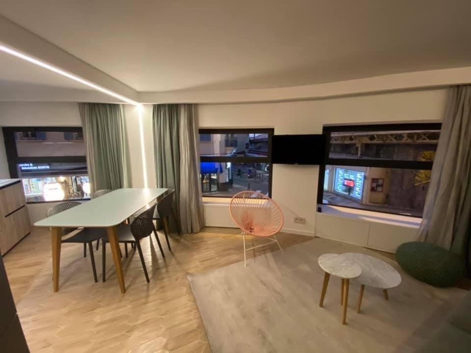 Sunset83700 Apartment in Saint-Raphael