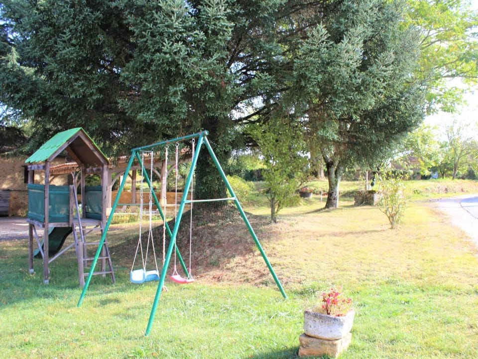 Maison de campagne avec WiFi et parking pour 5 personnes - FR-1-616-125 House in Occitanie