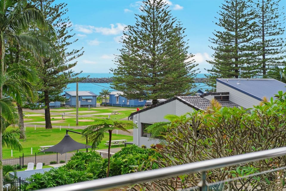 Holiday Central Tasman Towers Unit 2 Apartment in Port Macquarie
