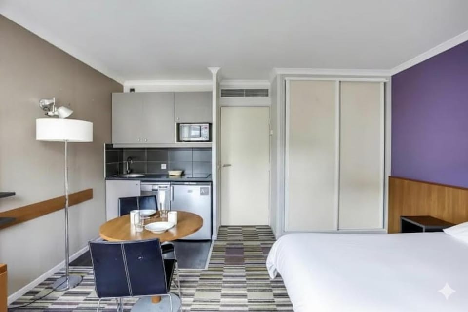 GuestReady - Studio cosy près du métro Apartment in Issy-les-Moulineaux