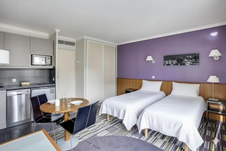 GuestReady - Studio cosy près du métro Apartment in Issy-les-Moulineaux