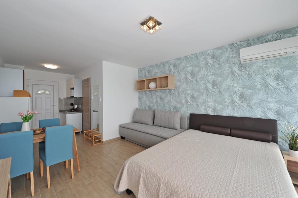 Bella Flora Apartman Apartment in Hungary