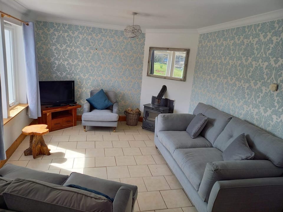 Ard Na Mara Self Catering Isle of Mull House in Scotland