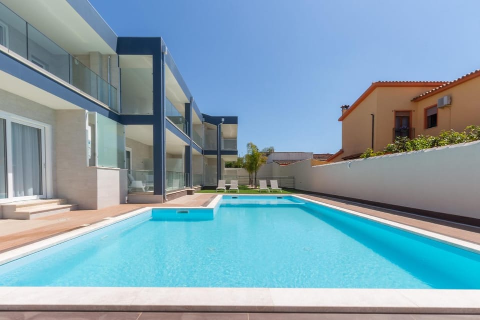 Property building, Swimming pool