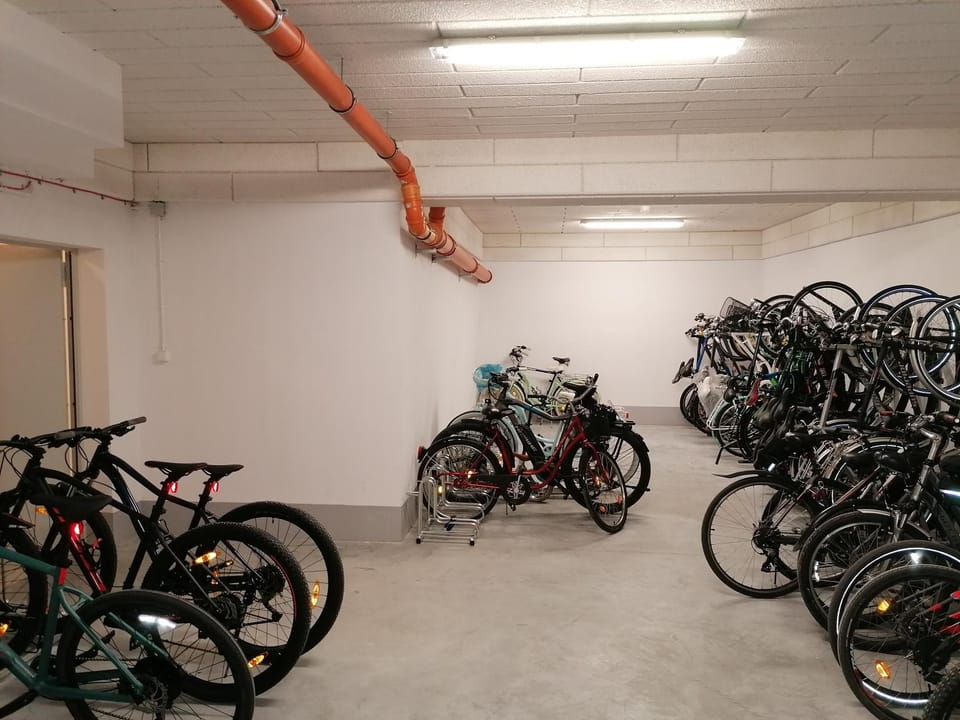 Property building, Cycling