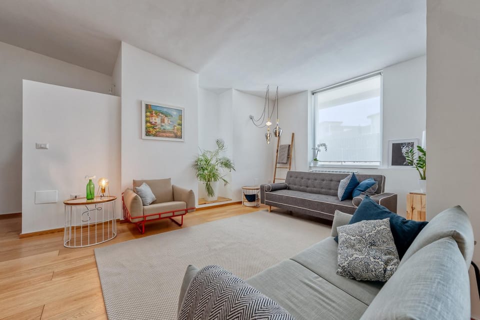 P4T Luxus Family 3 bedroom with Pool seasonal, tennis court and sauna Apartment in Brindisi