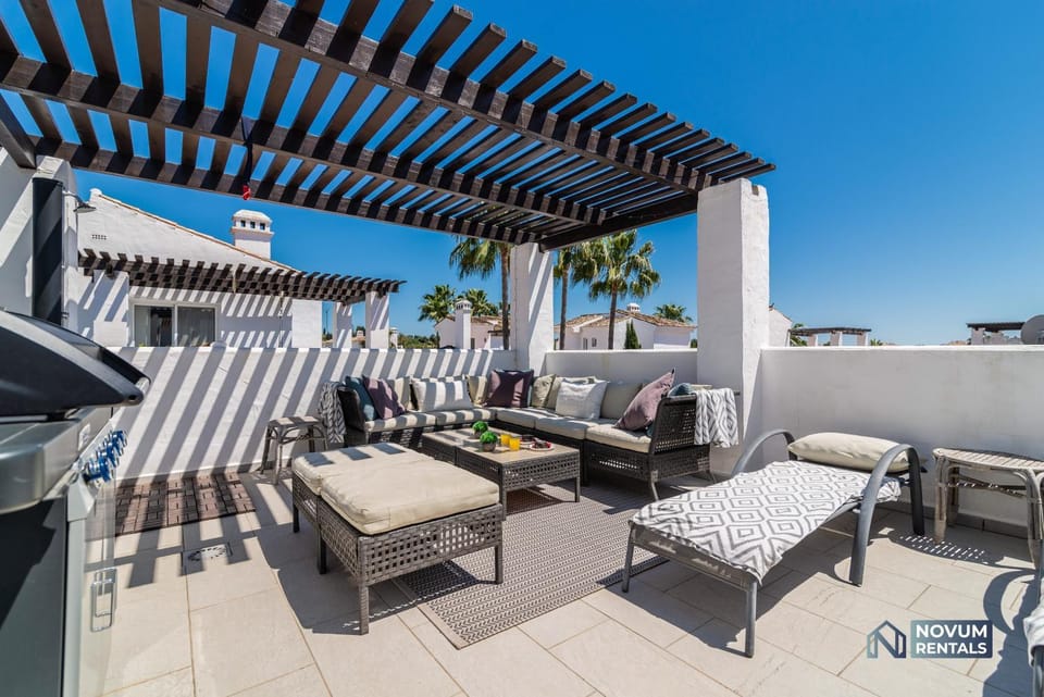 BBQ facilities, Balcony/Terrace, Lounge or bar