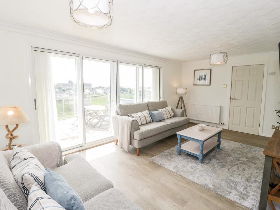 Gorwelion House in Trearddur Bay