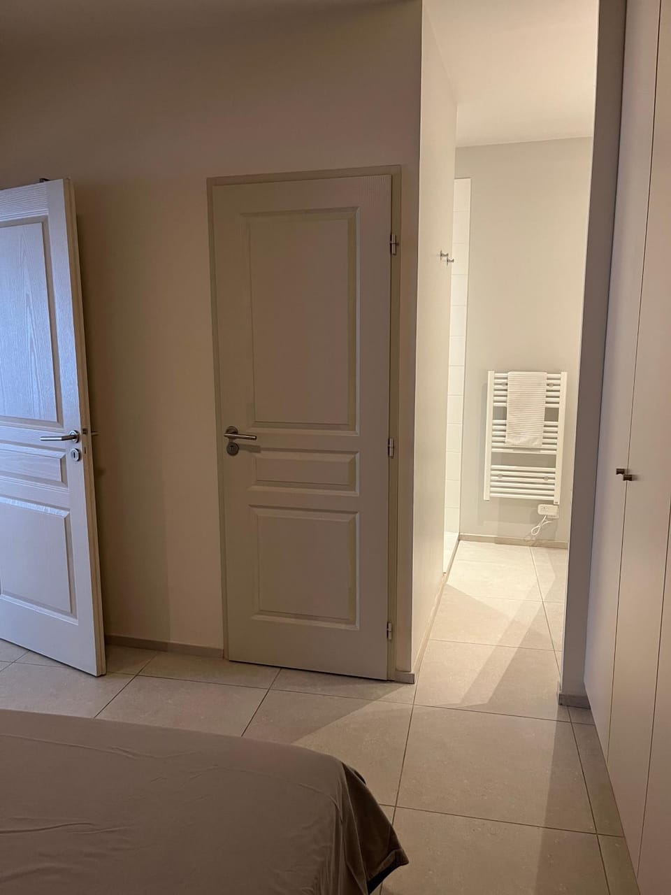 Bathroom, Photo of the whole room