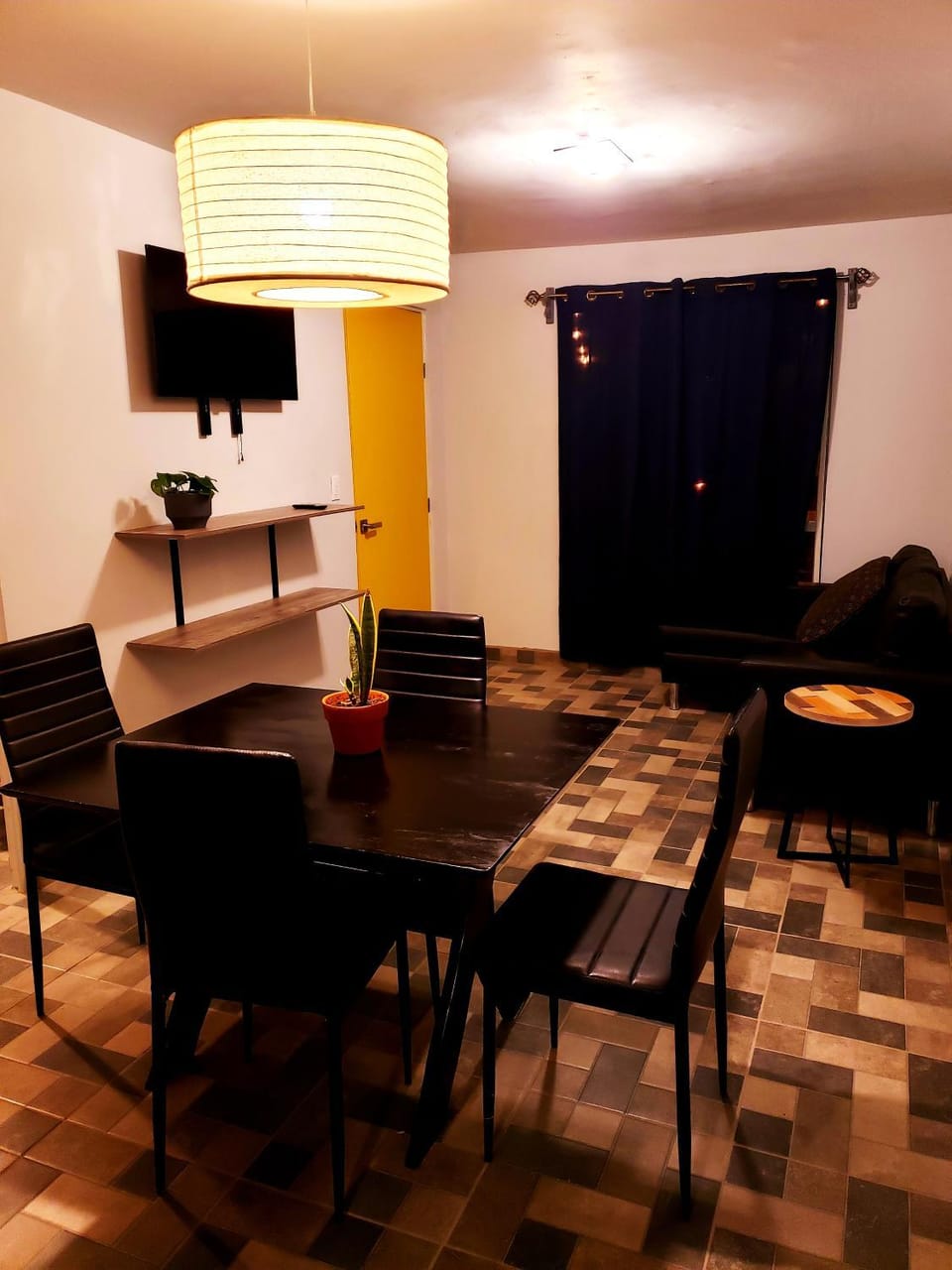Communal lounge/ TV room, TV and multimedia, Living room