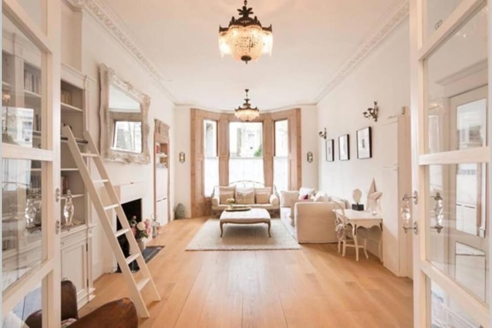 Notting Hill: Stunning, bright beautiful Flat. W10 Apartment in City of Westminster