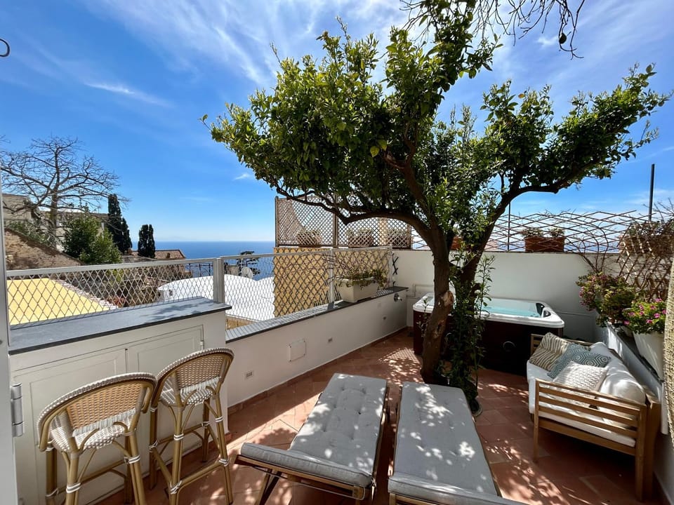 Patio, Spring, Day, View (from property/room), Balcony/Terrace, sunbed