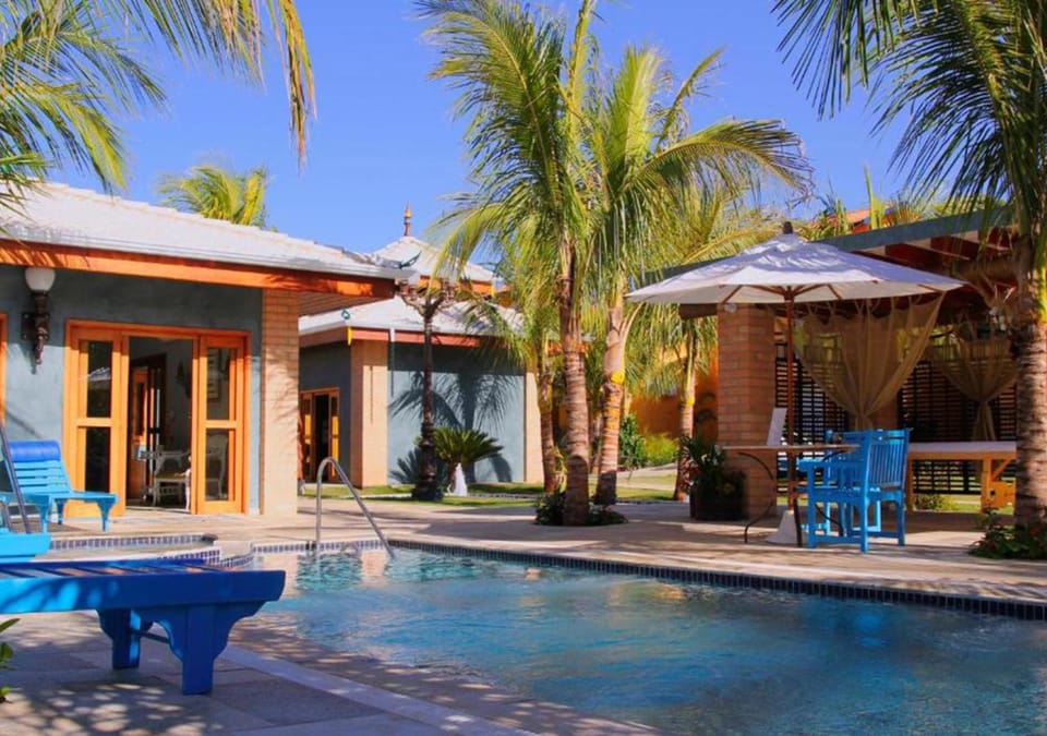 Property building, Garden, Garden view, Swimming pool