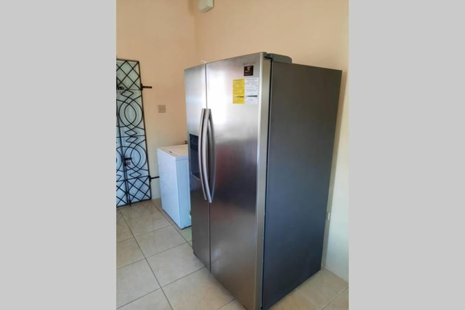 Rick's Reggae Villa Apartment in Montego Bay
