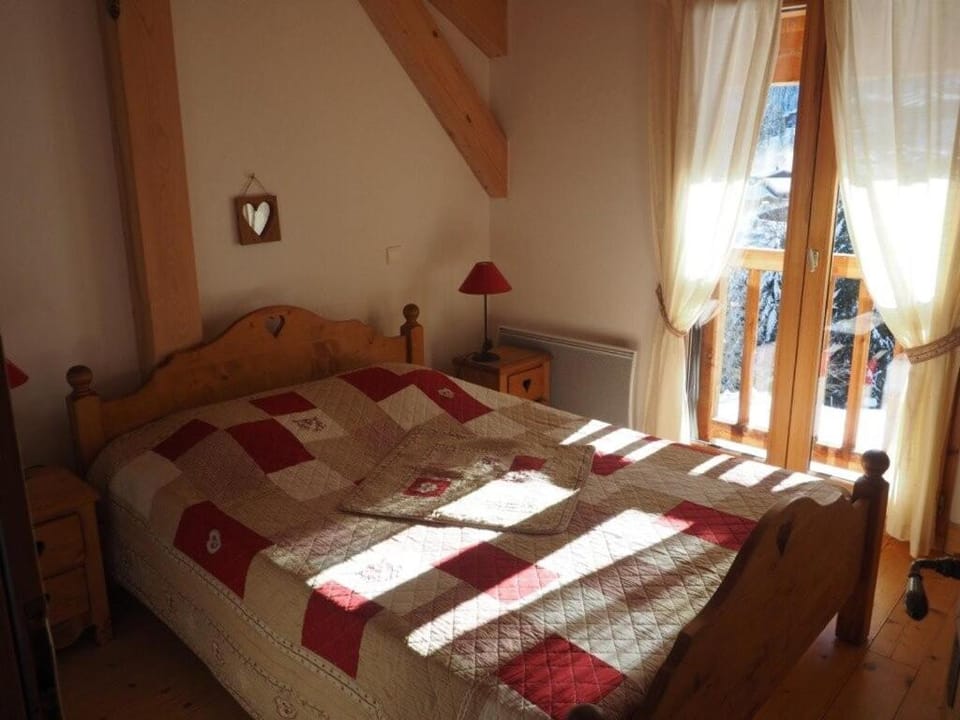 Résidence Le Creve Tete - Le Crève Tête - Chalet individuel, cadre reposant avec magnifique vue MAE-4694 Apartment in Les Avanchers-Valmorel