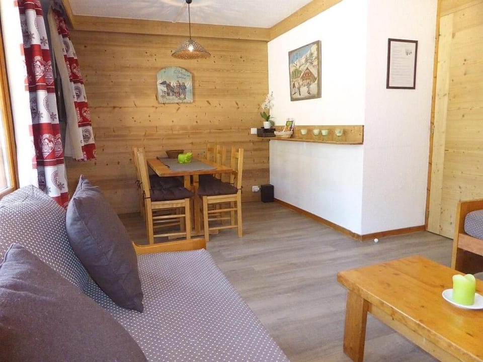 Résidence Souche - La Souche 8 - Grand 2 pièces, proche de la rue piétonne MAE-4994 Apartment in Les Avanchers-Valmorel