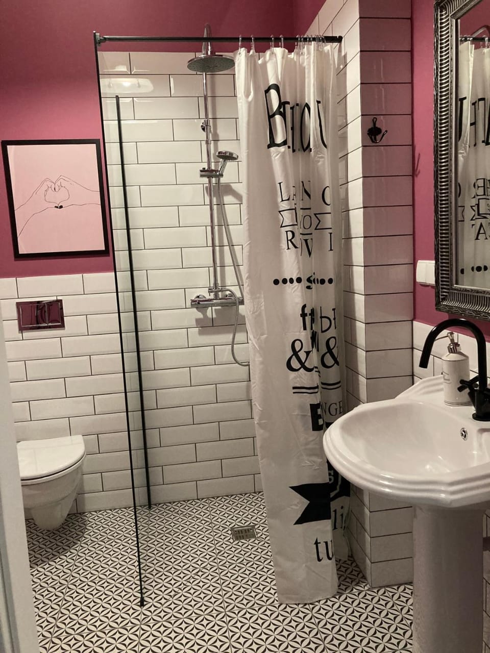 Shower, Toilet, Bathroom, Decorative detail