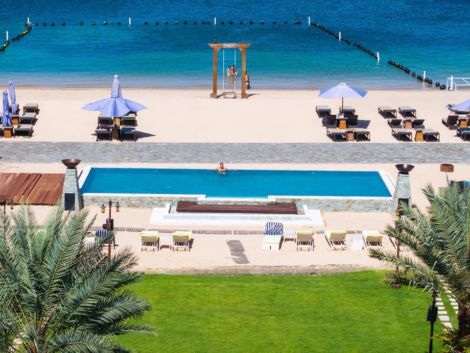 Beach, Swimming pool