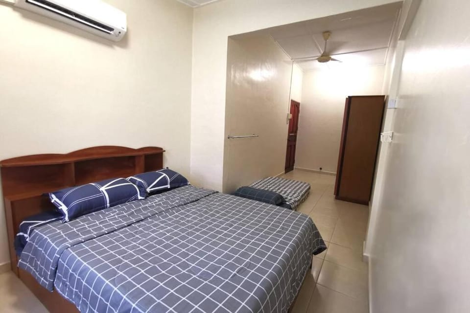 Mersing Fun Beach Home Services House in Mersing