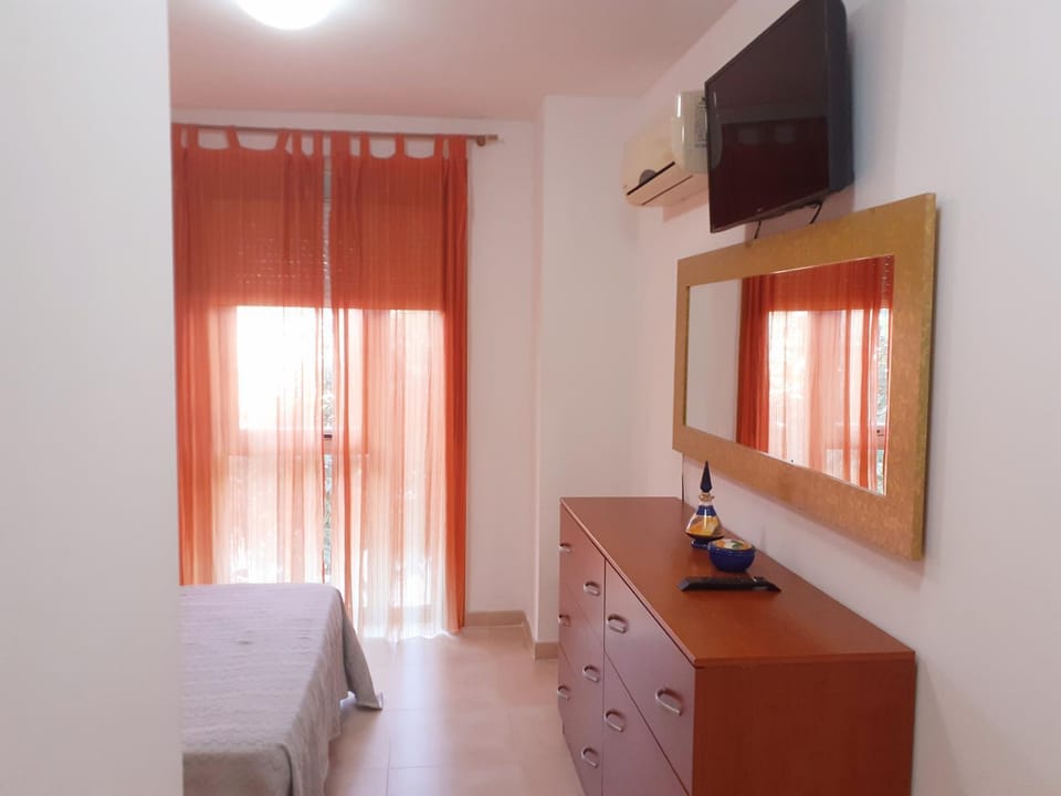 EDIFICIO ALGAIDA - NEW VISTA MONTAÑA - PLAYA DE LA CONCHA Apartment in Oropesa del Mar