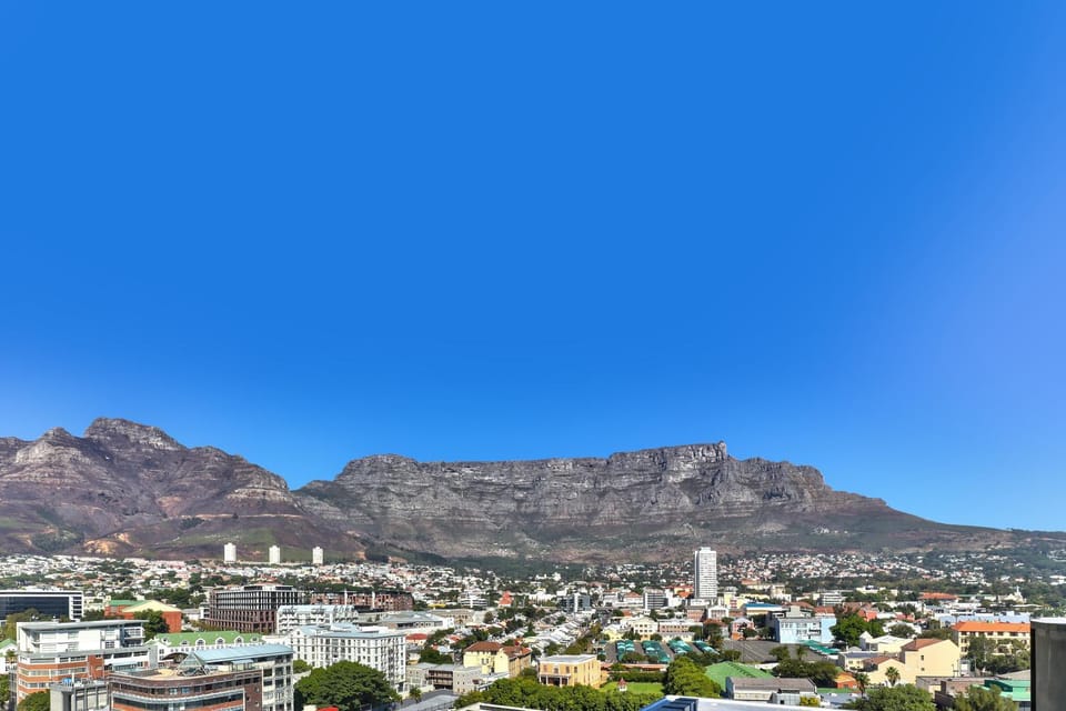 Perspectives 2 Bedroom/ 2 Bathroom Apartment Apartment in Cape Town