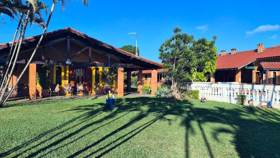 Chácara em Boituva com piscina e churrasqueira House in Boituva