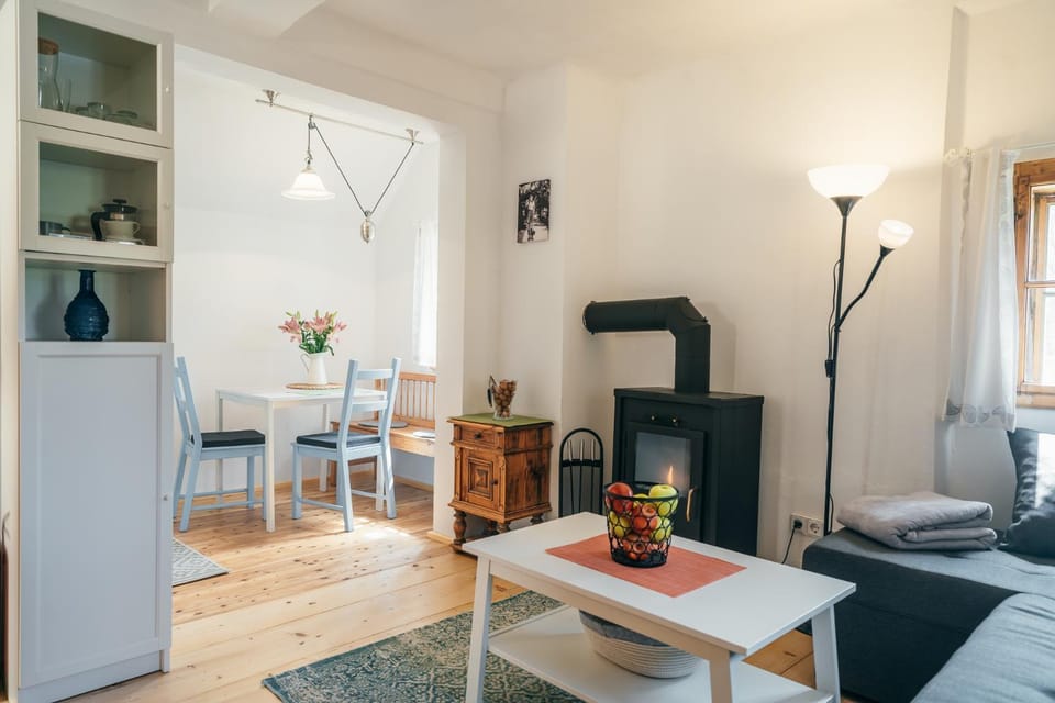 Dining area, flat iron
