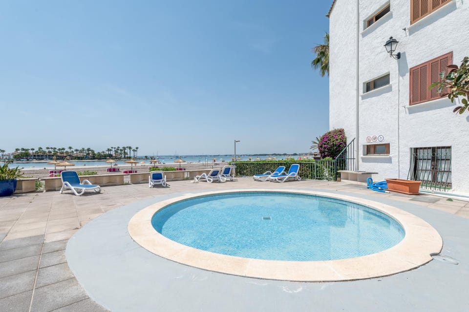 Property building, Swimming pool