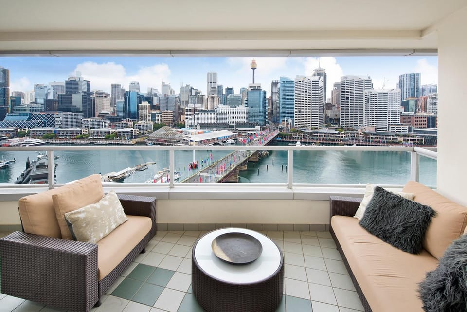 Balcony/Terrace, City view