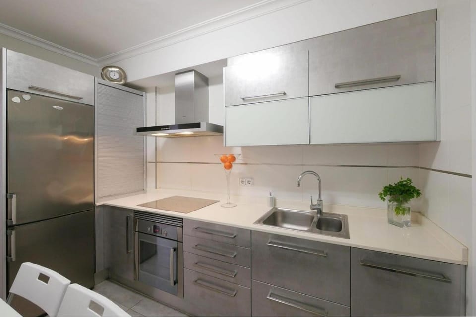 Kitchen or kitchenette, Living room